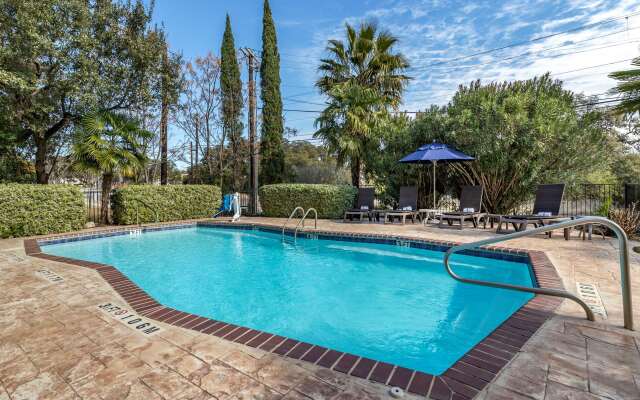 Comfort Inn & Suites Texas Hill Country