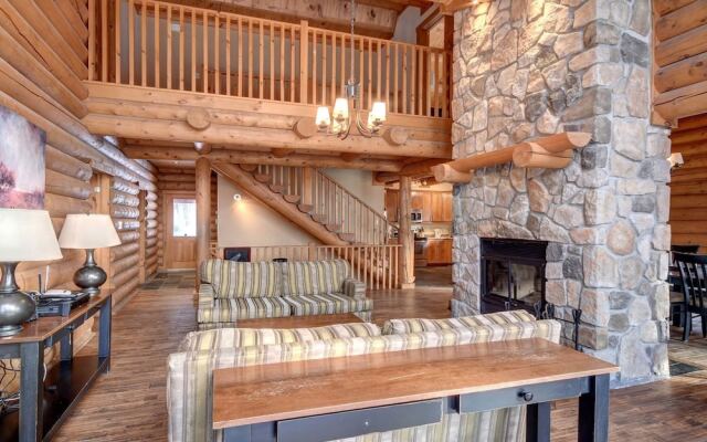 Chalet Sioux