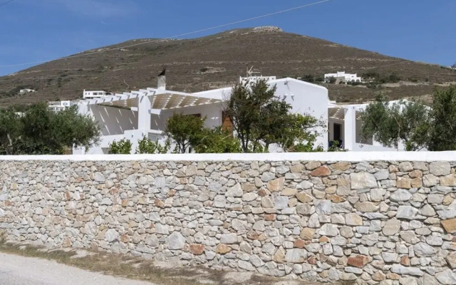 Theodora s Suite in Agios Charalampos
