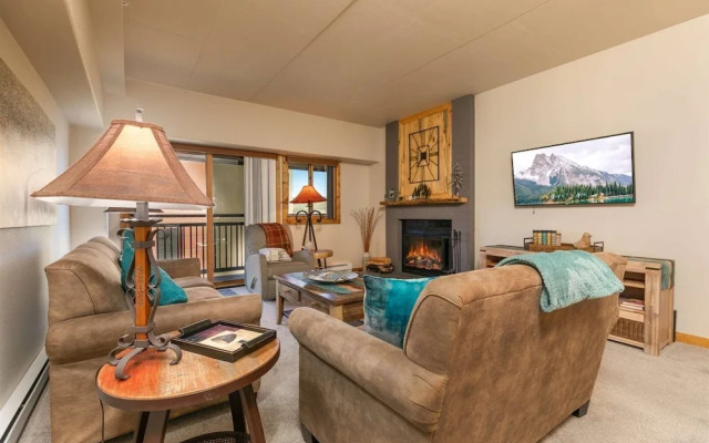 Comfortable 2-bedroom Village at Breckenridge Condo