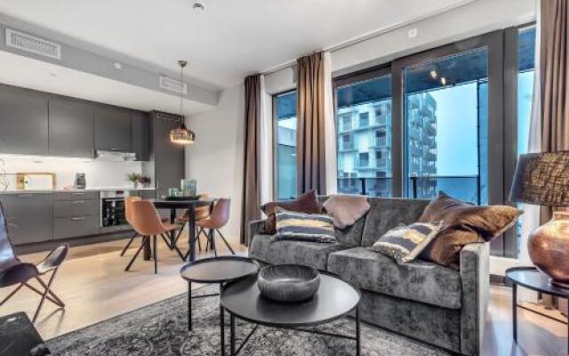 Wright Apartments - Barcode