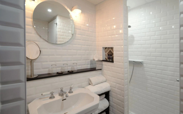 Hôtel Littéraire Marcel Aymé, BW Premier Collection