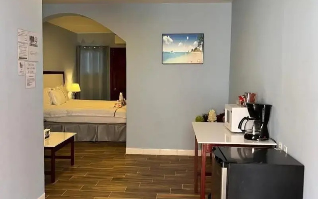 Enjoy Hotel