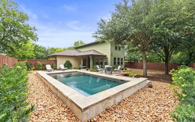 Large South Austin Home with a Pool