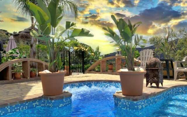 Casa Rural con Piscina Privada y Jacuzzi