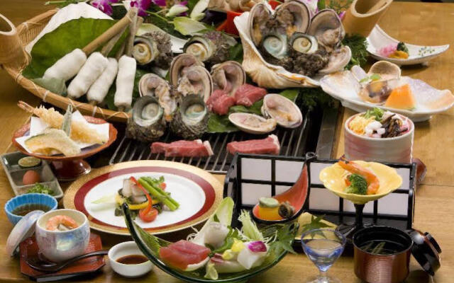 Himetachi No Yumewataru Tokugawano Umi Aoi