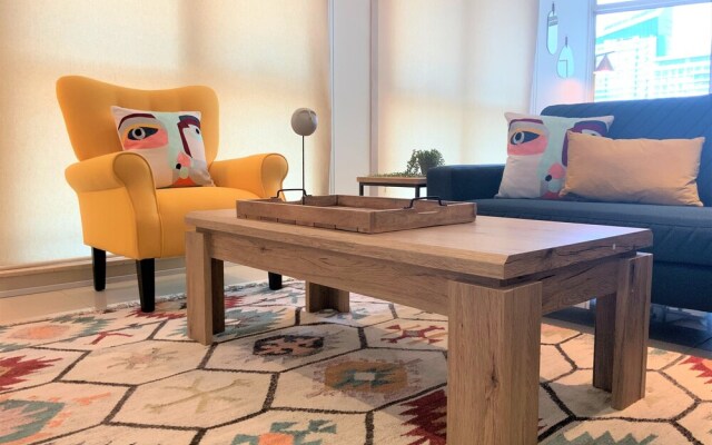 DHLA - Modern 2BR balcony in Marina
