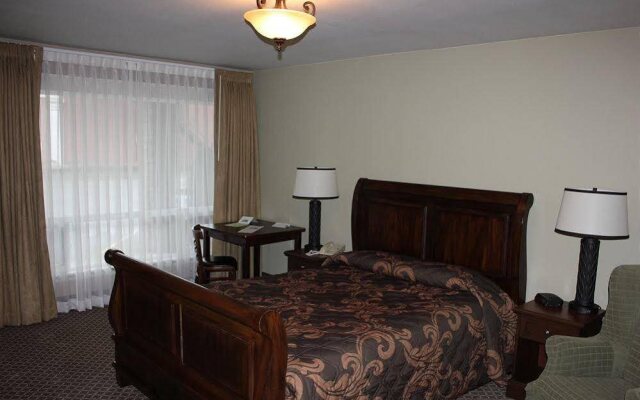 Monticello Hotel