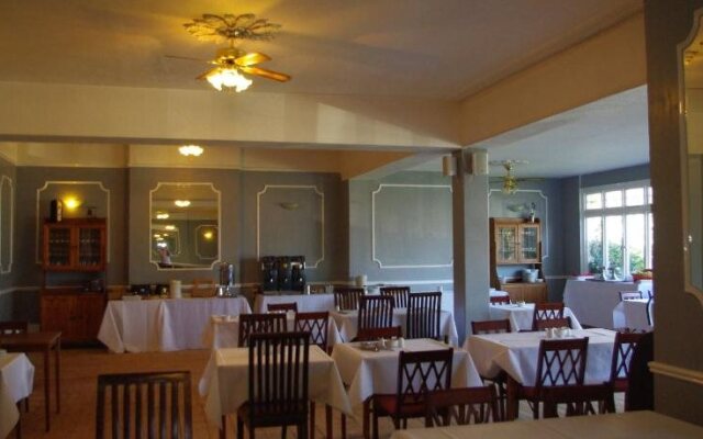 Melbourne-Ardenlea Hotel