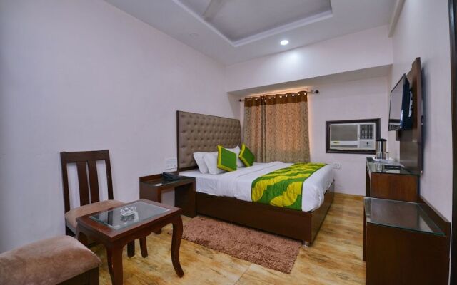Hotel Blue Pearl Noida