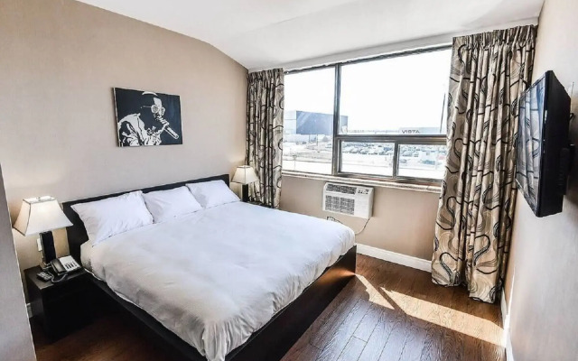 Nu Hotel Toronto