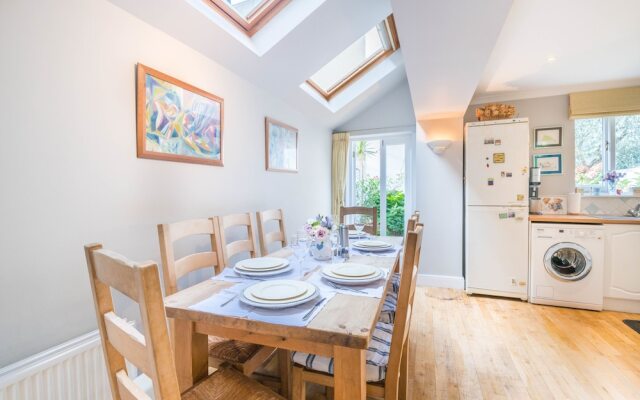 Stunning Wandsworth Home close to the River Thames