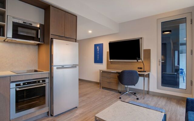 Homewood Suites by Hilton Montreal Downtown, QC