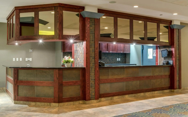 Park Town Hotel