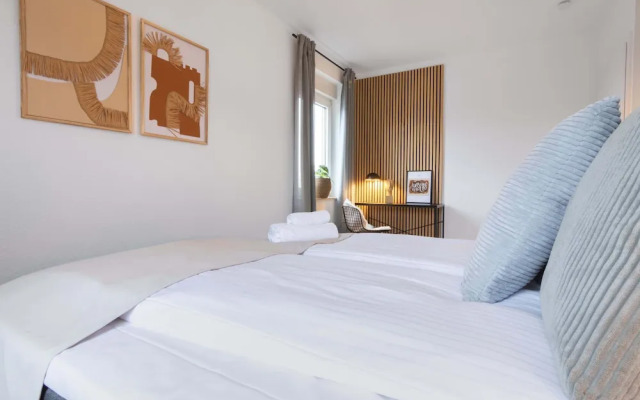 Spacious 3-rooms apartment in the center