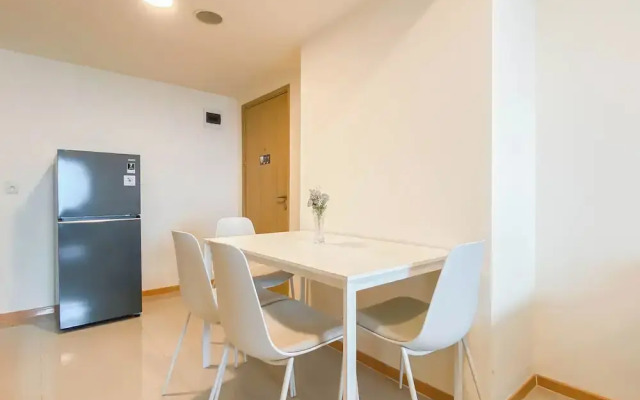 Simple Look 3Br Meikarta Apartment