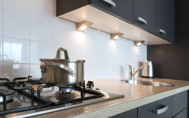 Two Room Apartment Overlooking the Harbor