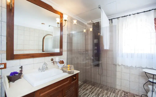 Cas Barber in Muro With 4 Bedrooms and 3 Bathrooms