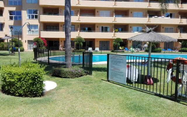 Apartamento en Los Patios de Santa Maria Golf