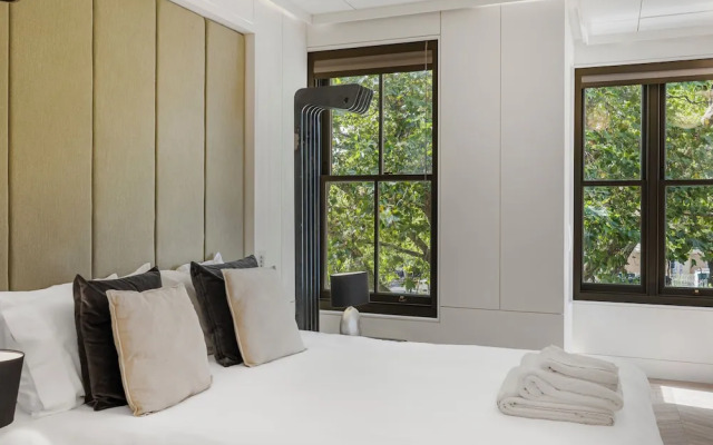 Spacious 5 Bdrm Townhouse in Camden