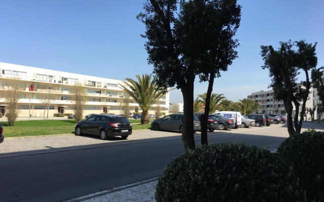 Cozy Beach Front with Rooftop