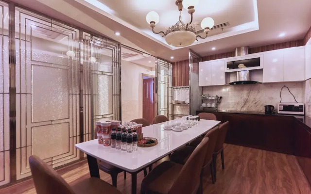 Mercury Apartment Danang