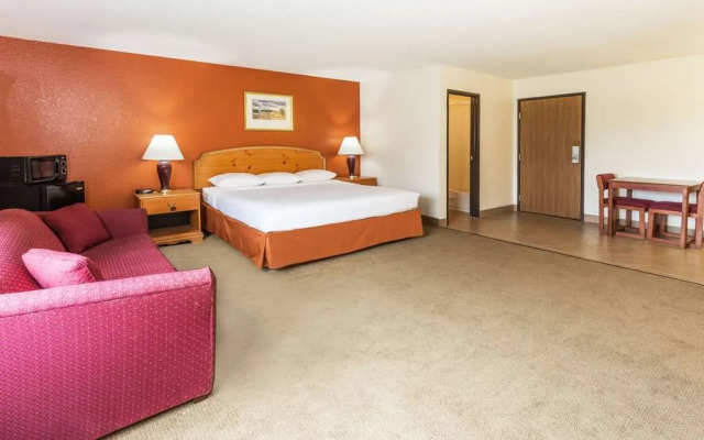 Super 8 Motel - Elgin