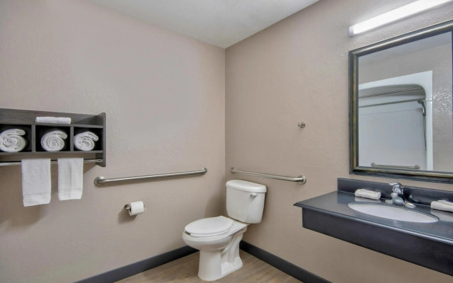 Motel 6 Harlingen, TX