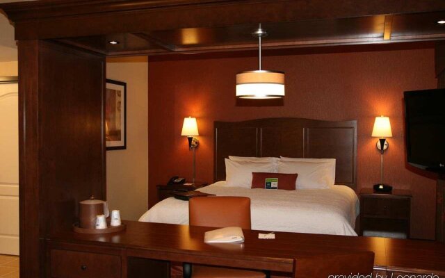 Hampton Inn & Suites New Castle