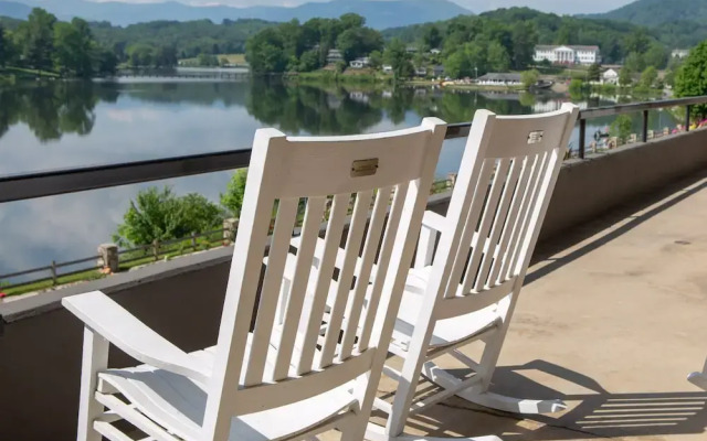 The Terrace at Lake Junaluska