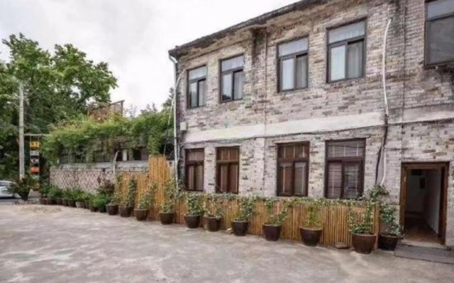 Fengyi Guesthouse