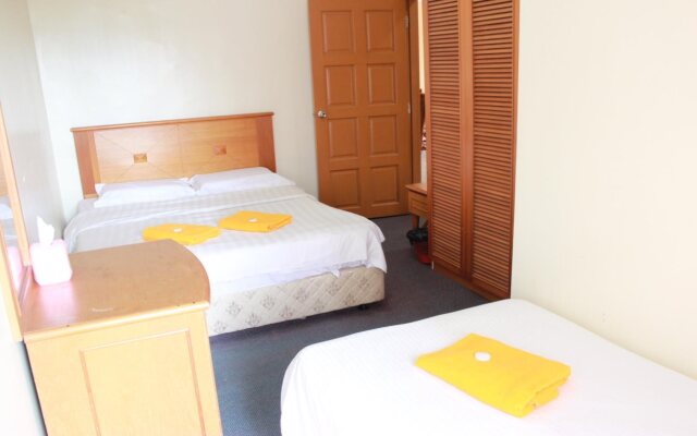 Marimari Marina Service Condo