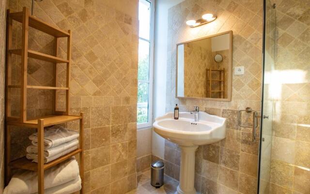 Le Castel Pierre - Maison privée 4 étoiles - 18 personnes