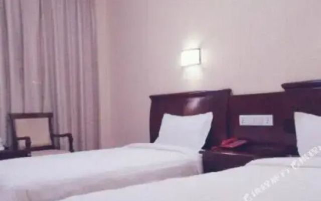 Delong Hotel