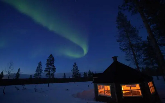 Wilderness Hotel Muotka & Igloos