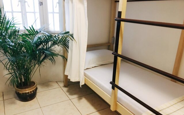 1 River Central Hostel