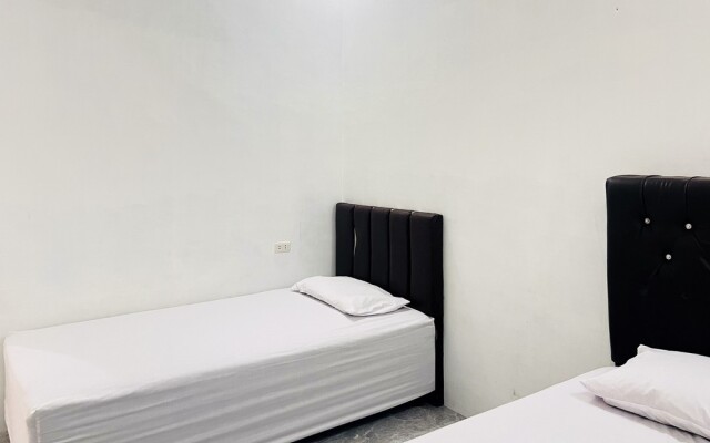 RedDoorz Syariah @ Binjai Timur