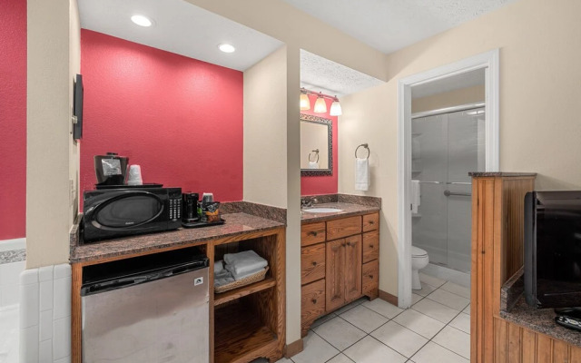 Jonathan Creek Inn and Villas