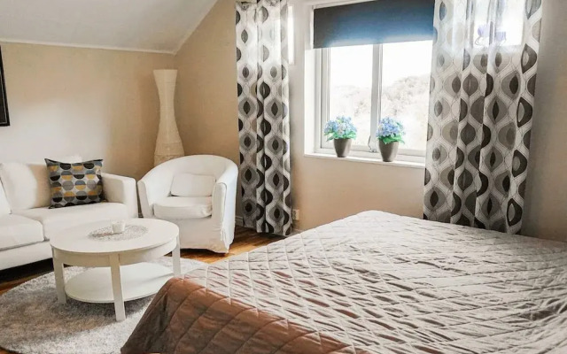 5 Person Holiday Home in Klovedal