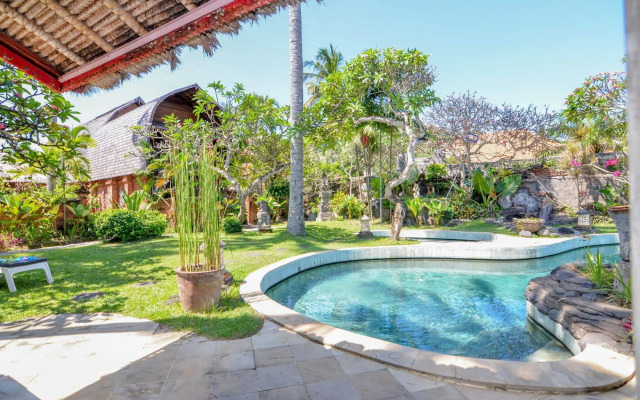 Ida Beach Village Candidasa