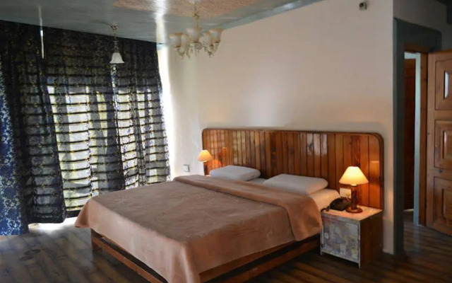 Hotel Manali Mahal