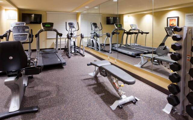 Holiday Inn Express & Suites Willmar by IHG