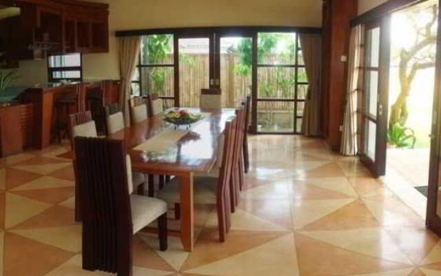 Suarti Resort, Villas & Gallery
