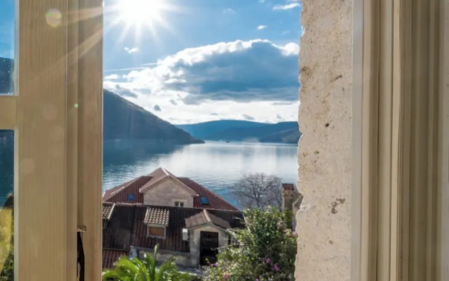 Conte Hotel & Restaurant