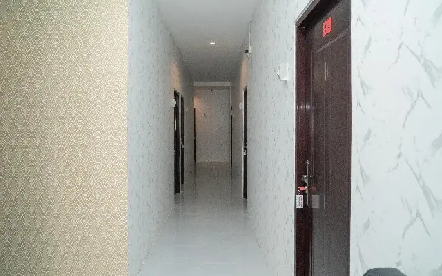RedDoorz near Sarinah Jakarta