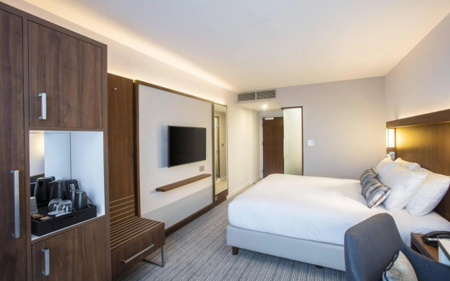 Courtyard by Marriott Edinburgh West
