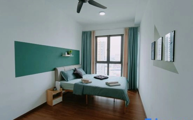 TypeB-10pax-5Bedroom-Balcony-IOICityMall-UKM-C180- Cheras