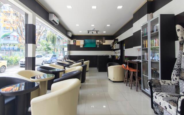 OYO 90143 Niche Valley Hotel