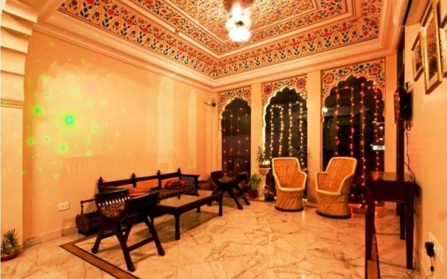 Hotel Maya Niwas