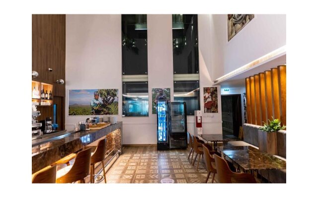 Leonardo Boutique Hotel Larnaca